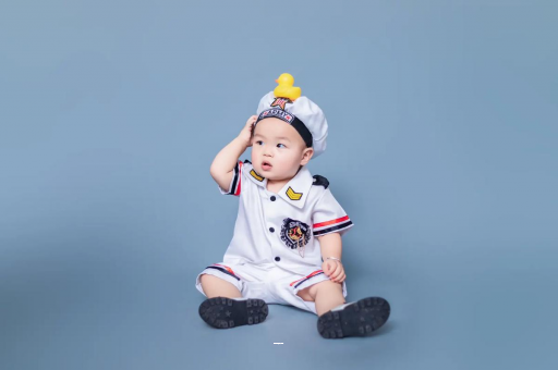 张掖宝宝老摇头怎么回事 张掖宝宝老摇头怎么回事